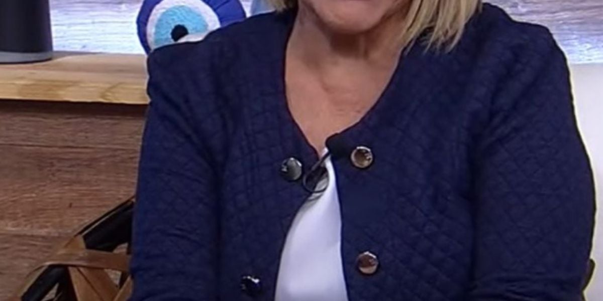 http://tvfoco.uai.com.br/wp-content/uploads/2015/05/Daniela-Mercury.jpg