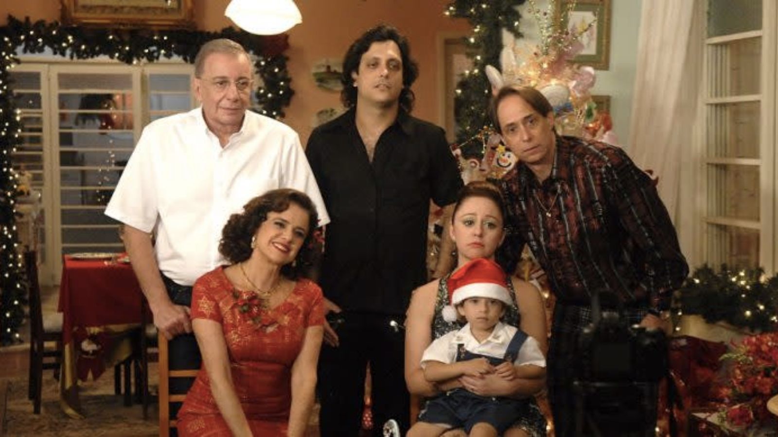 http://tvfoco.uai.com.br/wp-content/uploads/2015/05/Daniela-Mercury.jpg