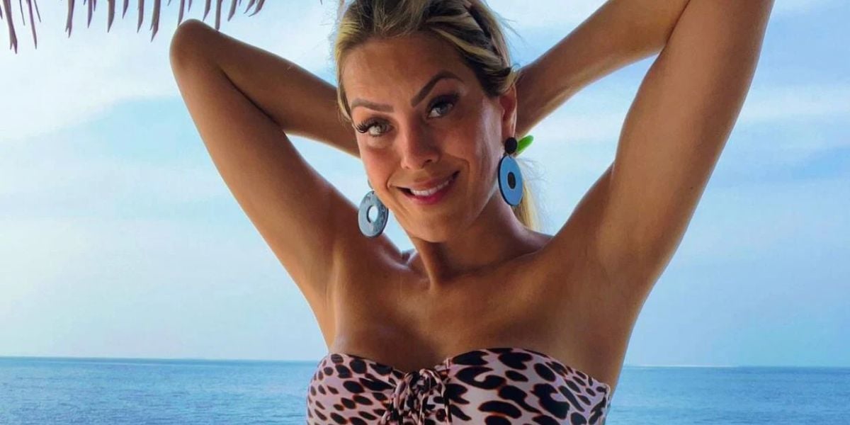 http://tvfoco.uai.com.br/wp-content/uploads/2015/05/Daniela-Mercury.jpg