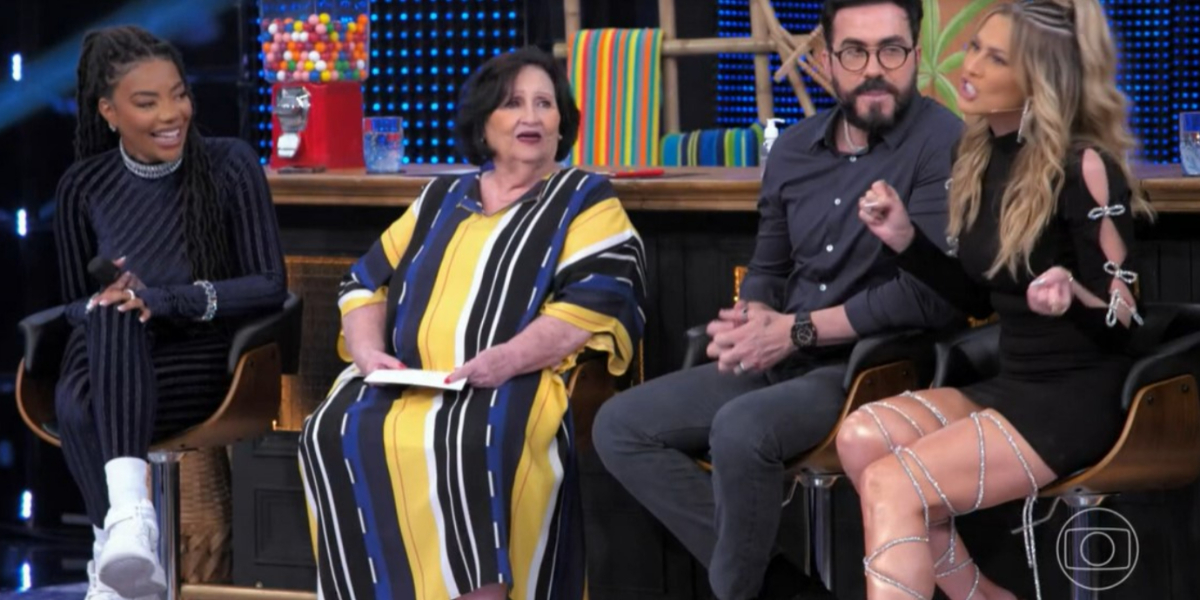 http://tvfoco.uai.com.br/wp-content/uploads/2015/05/Daniela-Mercury.jpg