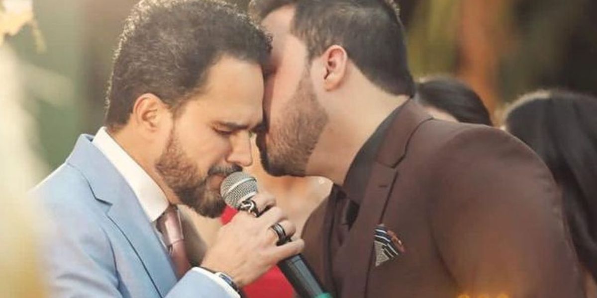 http://tvfoco.uai.com.br/wp-content/uploads/2015/05/Daniela-Mercury.jpg