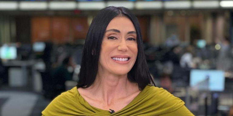 Michelle Barros abre o jogo e faz forte desabafo após filho tomar grande decisão: “Foi uma facada” Michelle Barros abre o jogo e faz forte desabafo após filho tomar grande decisão: “Foi uma facada”