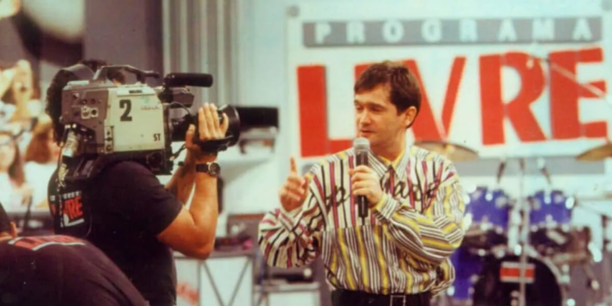 http://tvfoco.uai.com.br/wp-content/uploads/2015/05/Daniela-Mercury.jpg