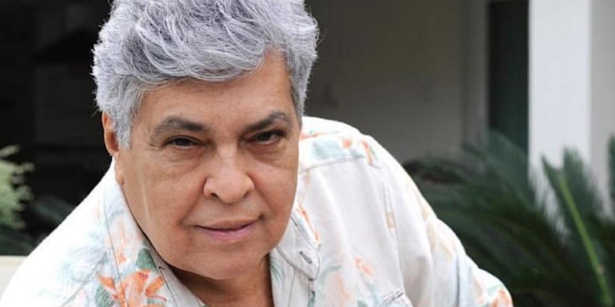 http://tvfoco.uai.com.br/wp-content/uploads/2015/05/Daniela-Mercury.jpg