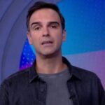 Tadeu Schimidt tem flagra do que faz enquanto Jogo da discórdia rola, ao vivo, e flagra choca público - Foto Reprodução Globo
