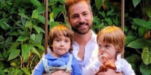 Thales Bretas e seus filhos (Foto: Reprodução / Instagram)