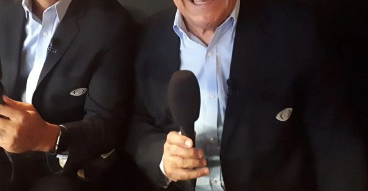 http://tvfoco.uai.com.br/wp-content/uploads/2015/05/Daniela-Mercury.jpg