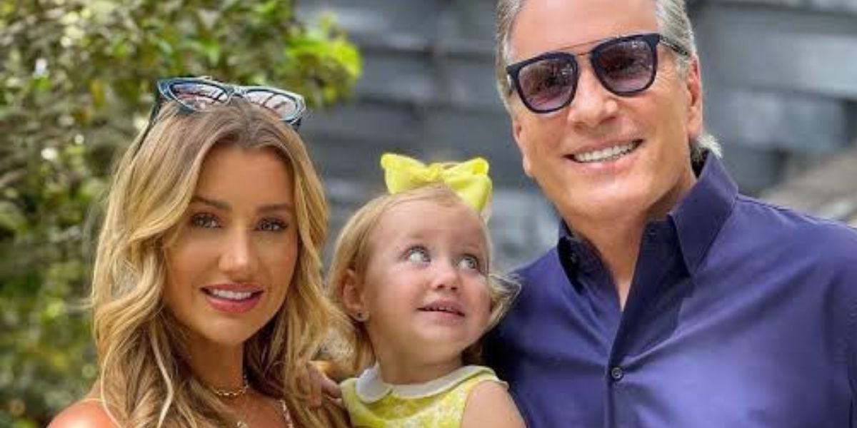 http://tvfoco.uai.com.br/wp-content/uploads/2015/05/Daniela-Mercury.jpg
