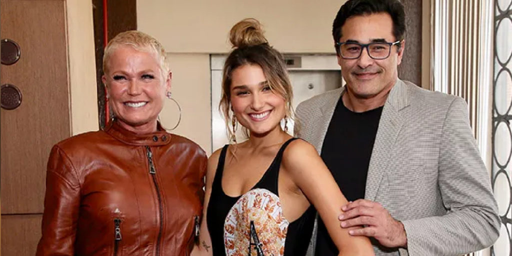 http://tvfoco.uai.com.br/wp-content/uploads/2015/05/Daniela-Mercury.jpg