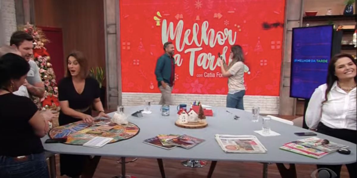 Melhor da Tarde entra antes da hora e bastidor é exposto (Reprodução)