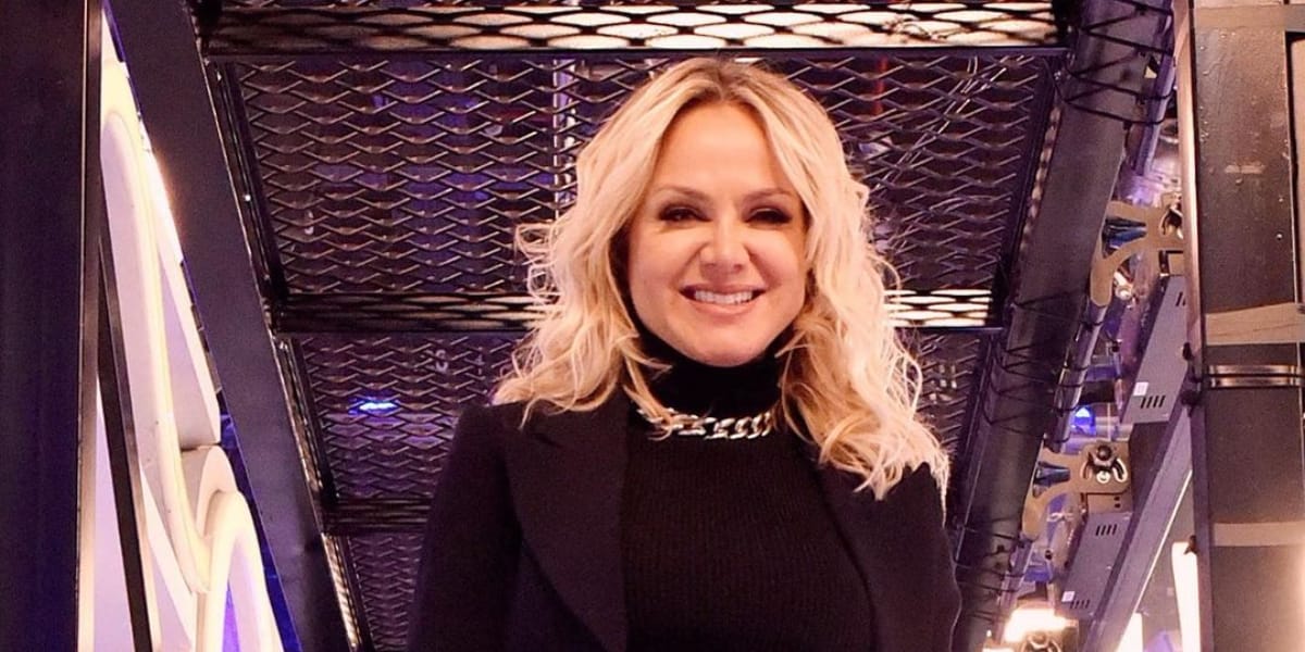 http://tvfoco.uai.com.br/wp-content/uploads/2015/05/Daniela-Mercury.jpg