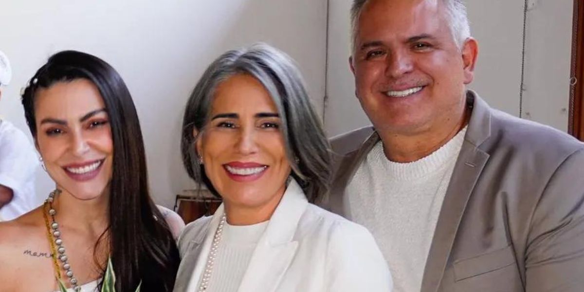 Durante entrevista, Cleo Pires confessou que nunca superou trauma devido a situação envolvendo o padrasto, Orlando Morais, e boato de que Glória Pires havia os pego na cama (Foto: Reprodução)