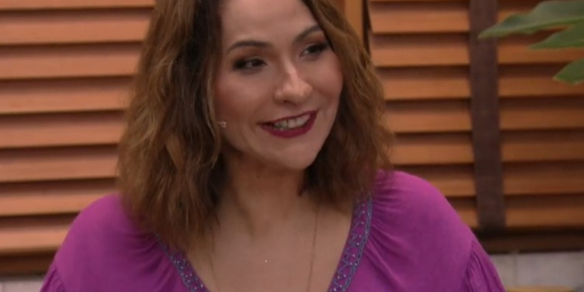 http://tvfoco.uai.com.br/wp-content/uploads/2015/05/Daniela-Mercury.jpg