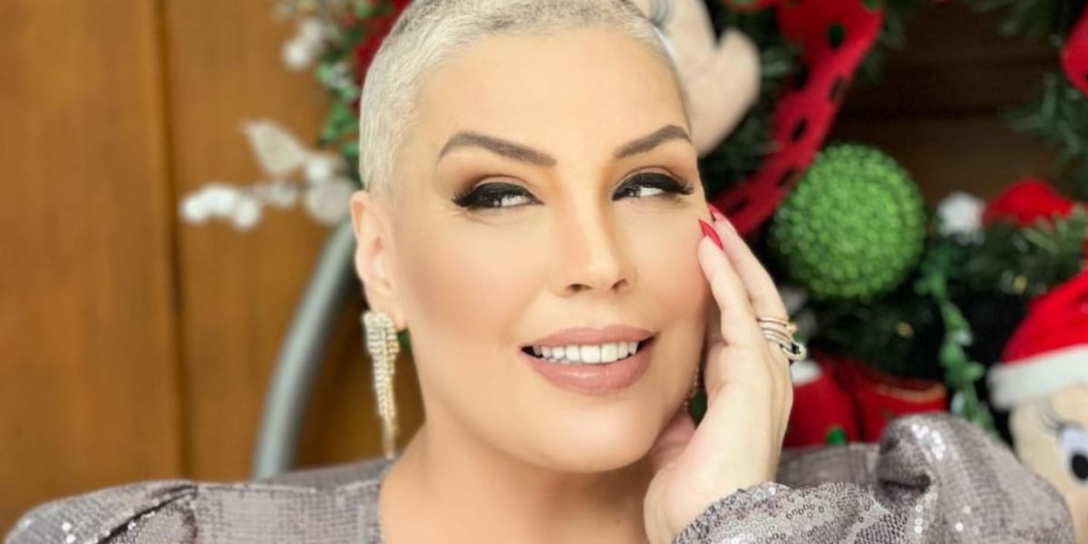 http://tvfoco.uai.com.br/wp-content/uploads/2015/05/Daniela-Mercury.jpg