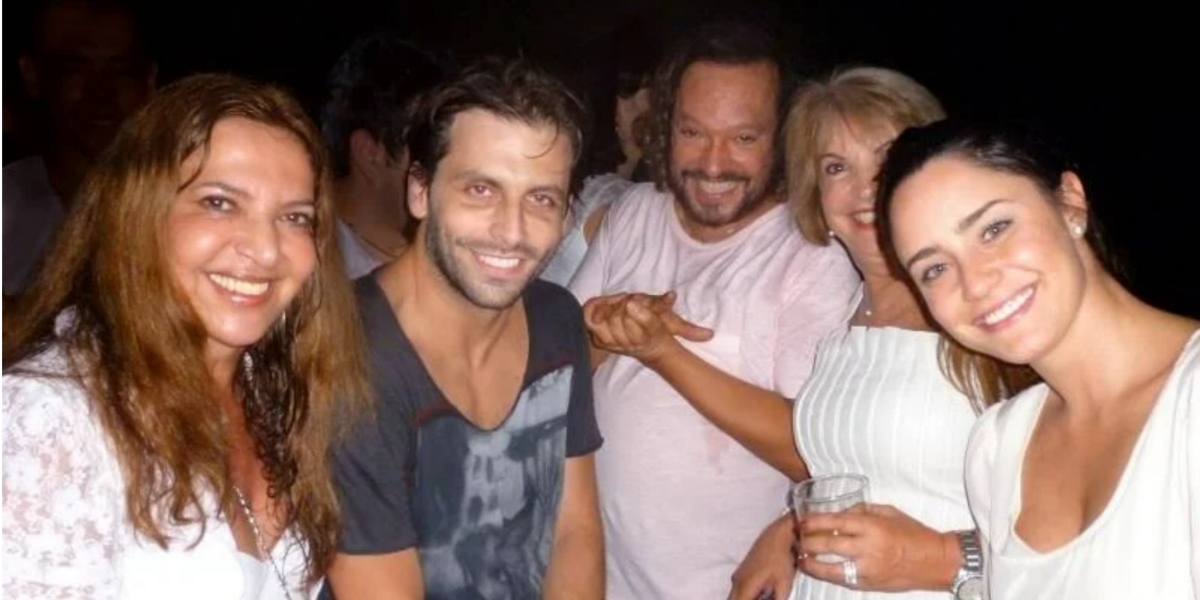 http://tvfoco.uai.com.br/wp-content/uploads/2015/05/Daniela-Mercury.jpg