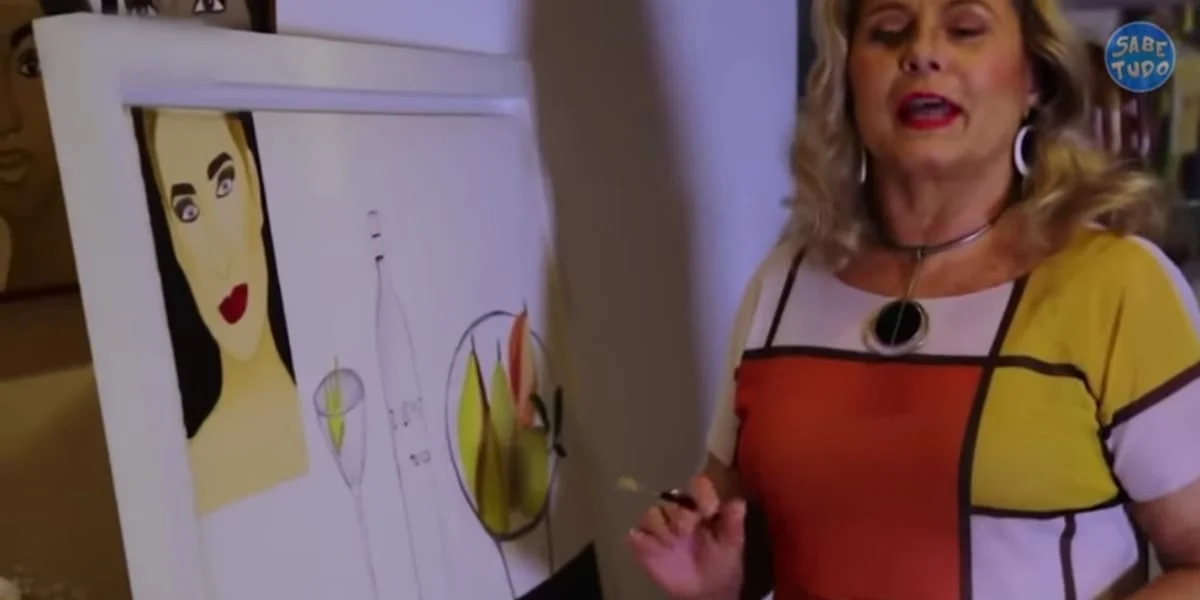 A grande atriz Vera Fischer, que brilhou na Globo, tem uma mansão luxuosa que conta com piscina gigante e quadros valiosos - Foto Reprodução YouTube