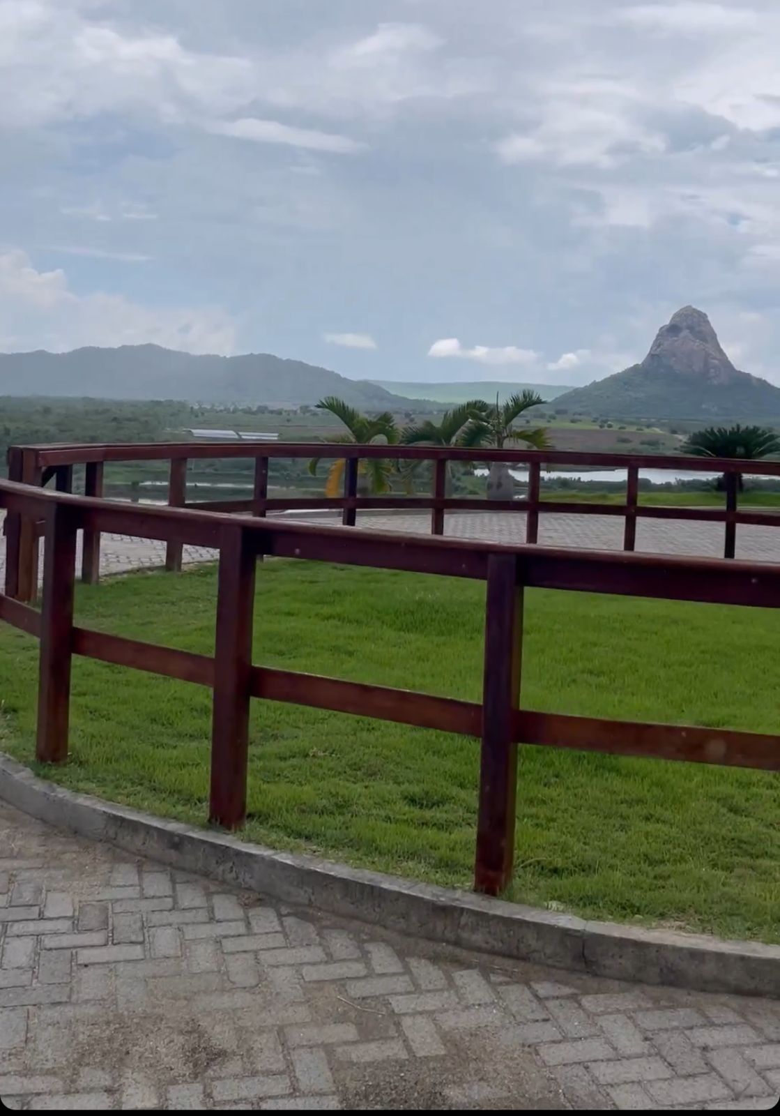 A vista espetacular da fazenda do cantor - Foto Reprodução Instagram