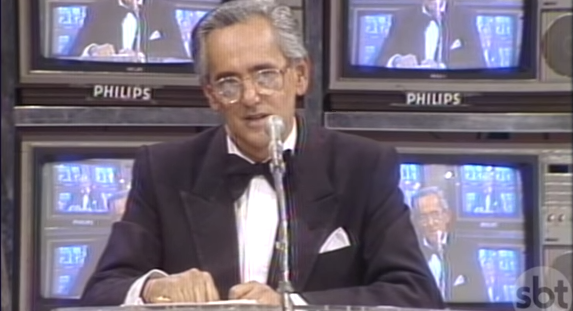 Apresentador que brilhou durante muitos anos no SBT, passou muito mal em programa, chamou intervalo e morreu logo depois - Foto Reprodução Internet
