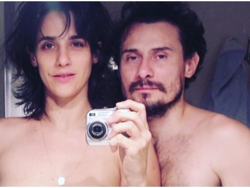Ator de sucesso da novela "Mar do Sertão", da Globo, ator tem foto completamente pelado divulgada e se relaciona com bissexual - Foto Reprodução Internet