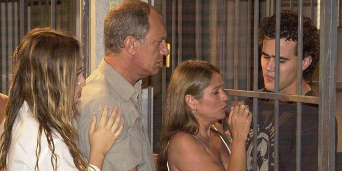 http://tvfoco.uai.com.br/wp-content/uploads/2015/05/Daniela-Mercury.jpg