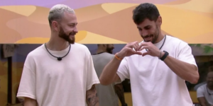 Participante do BBB diz que transaria com amiga (Foto: Reprodução, Globo)