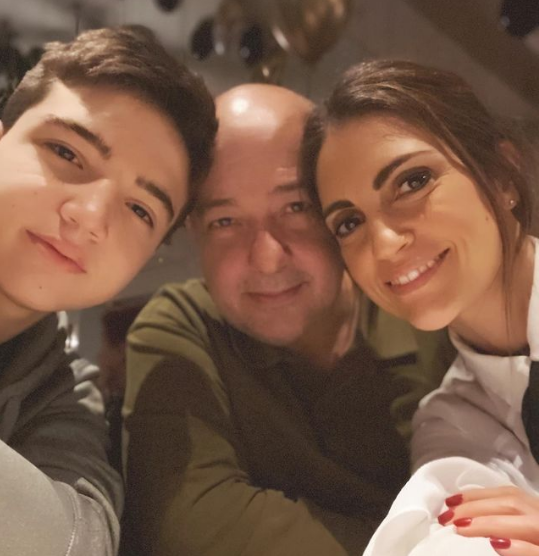 Chris Flores, apresentadora do Fofocalizando, do SBT, escancarou o amor da sua vida para o mundo todo ver - Foto Reprodução instagram