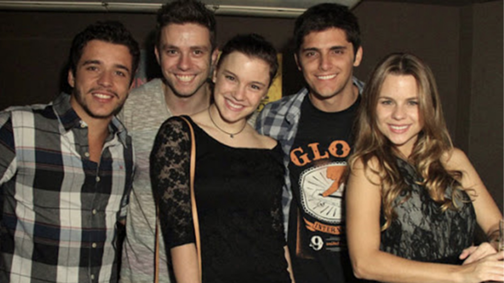 http://tvfoco.uai.com.br/wp-content/uploads/2015/05/Daniela-Mercury.jpg