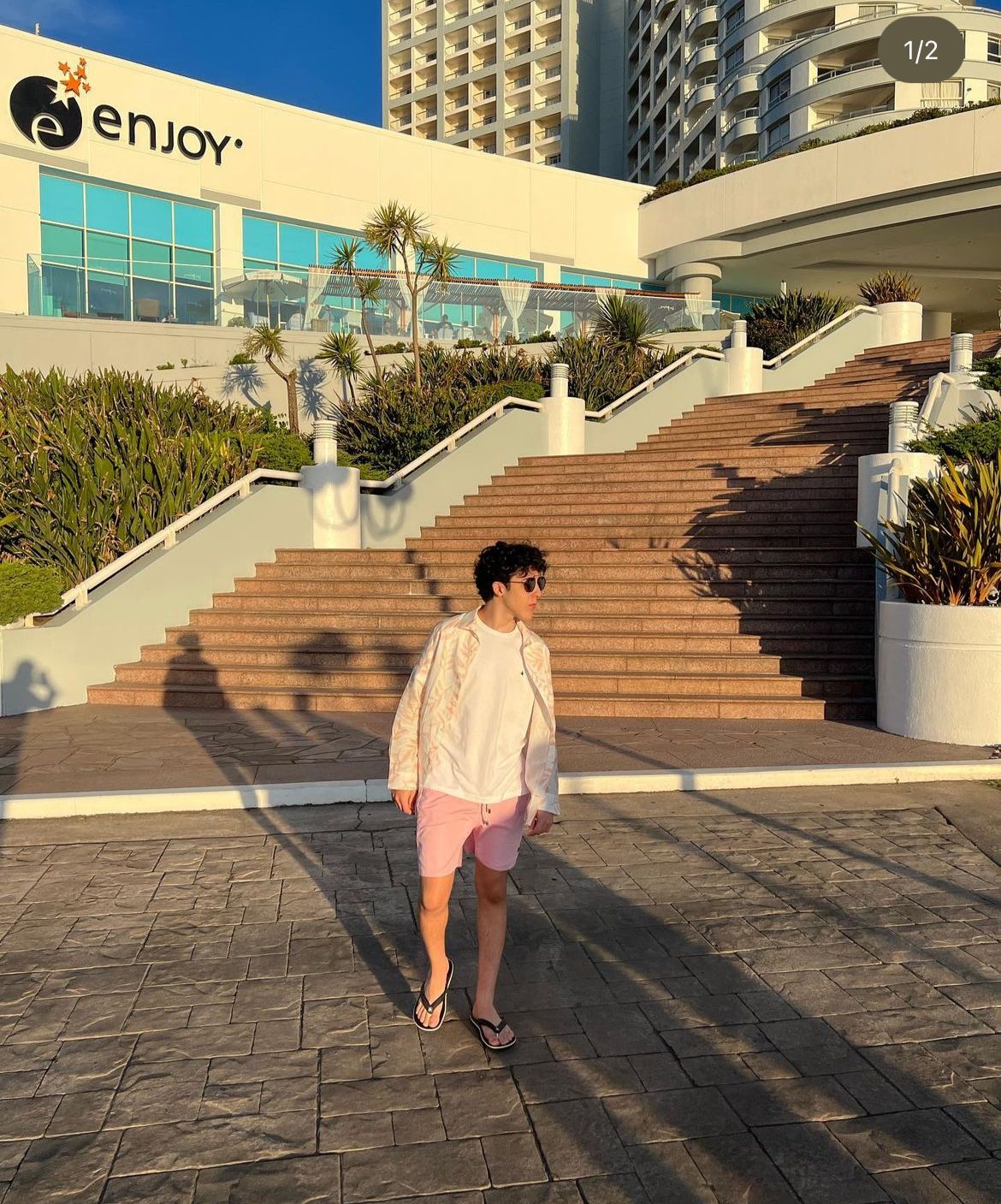 Enzo Rabelo, filho do cantor Bruno, cresceu e se tornou um dos rapazes mais lindos e simpáticos do Brasil - Foto Reprodução Instagram