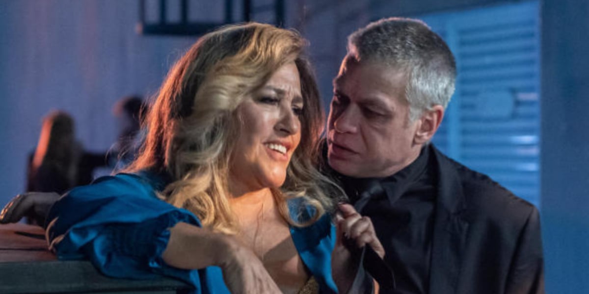 http://tvfoco.uai.com.br/wp-content/uploads/2015/05/Daniela-Mercury.jpg