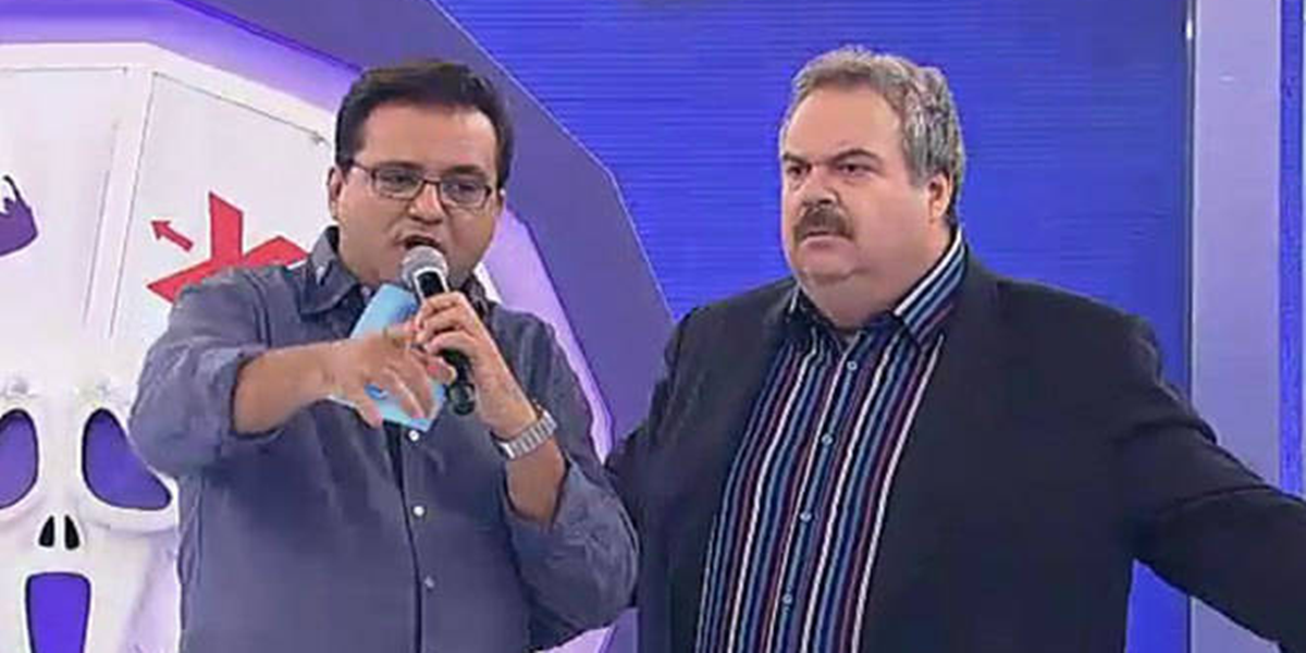 http://tvfoco.uai.com.br/wp-content/uploads/2015/05/Daniela-Mercury.jpg