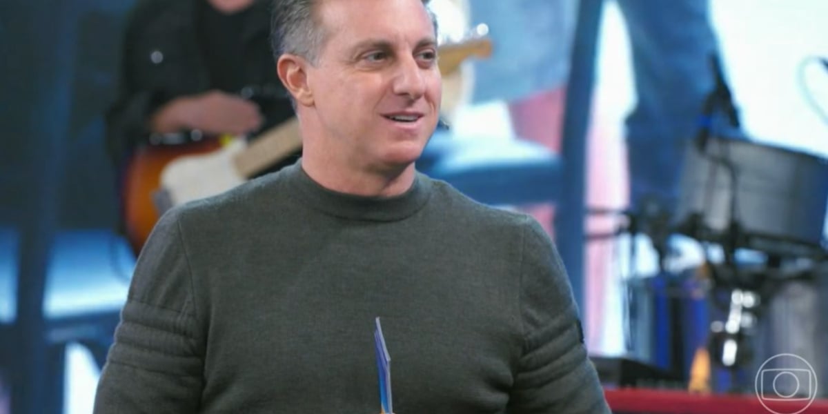 Luciano Huck mostrou lado oculto no Domingão e recebeu muitos elogios http://tvfoco.uai.com.br/wp-content/uploads/2015/05/Daniela-Mercury.jpg