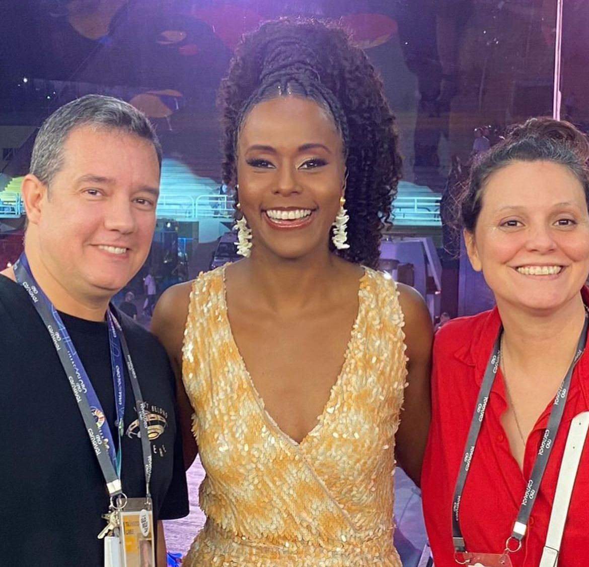 Maju Coutinho e equipe da Globo na transmissão do Carnaval 2023 - Foto Reprodução Instagram