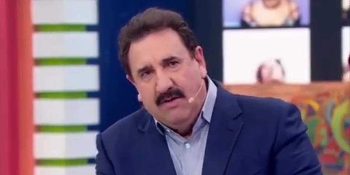 http://tvfoco.uai.com.br/wp-content/uploads/2015/05/Daniela-Mercury.jpg