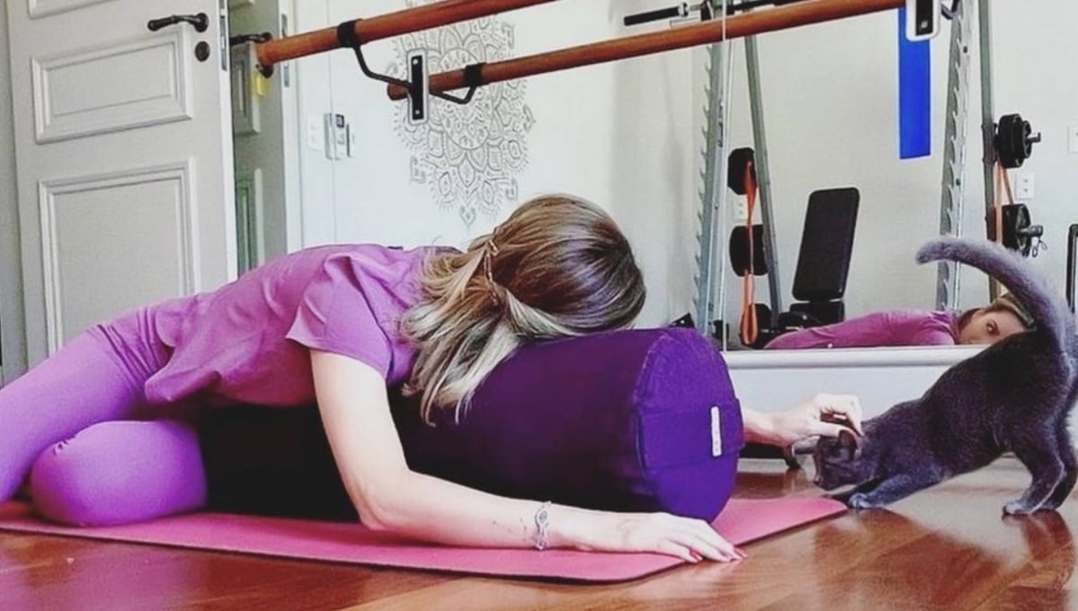 Sandy, filha do cantor Xororó, é dona de uma das mansões mais lindas do país, que conta até com estúdio de música e área para pilates - Foto Reprodução internet