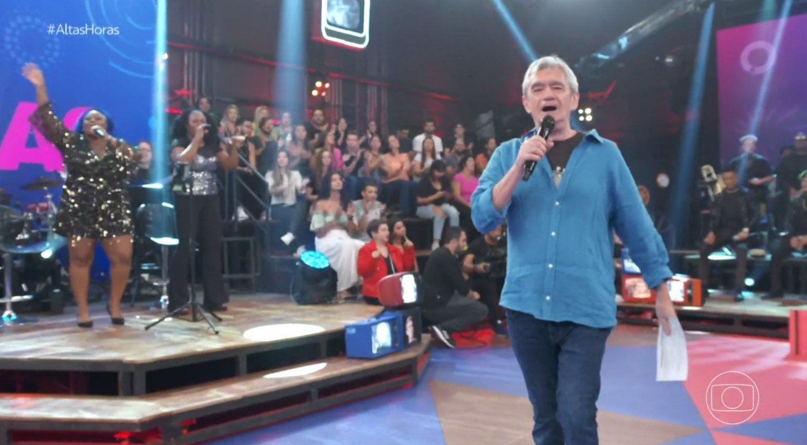 http://tvfoco.uai.com.br/wp-content/uploads/2015/05/Daniela-Mercury.jpg