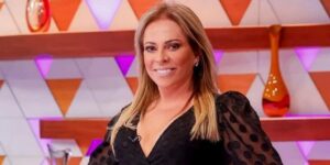 Christina Rocha comandando o 