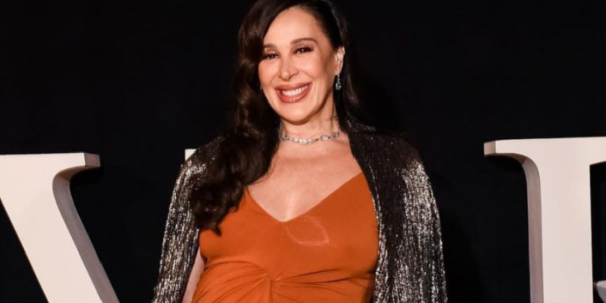 http://tvfoco.uai.com.br/wp-content/uploads/2015/05/Daniela-Mercury.jpg