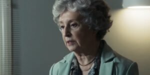 Cotinha em cena da novela Travessia (Foto: Reprodução/Globo)
