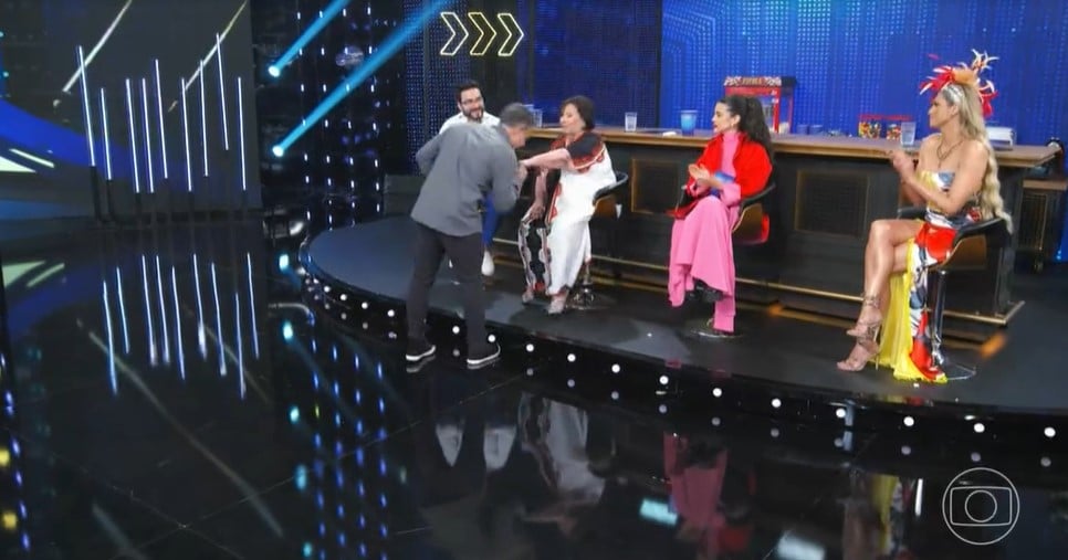 Luciano Huck ainda disse que amava Dona Déa Lúcia (Foto: Reprodução/ Globo)