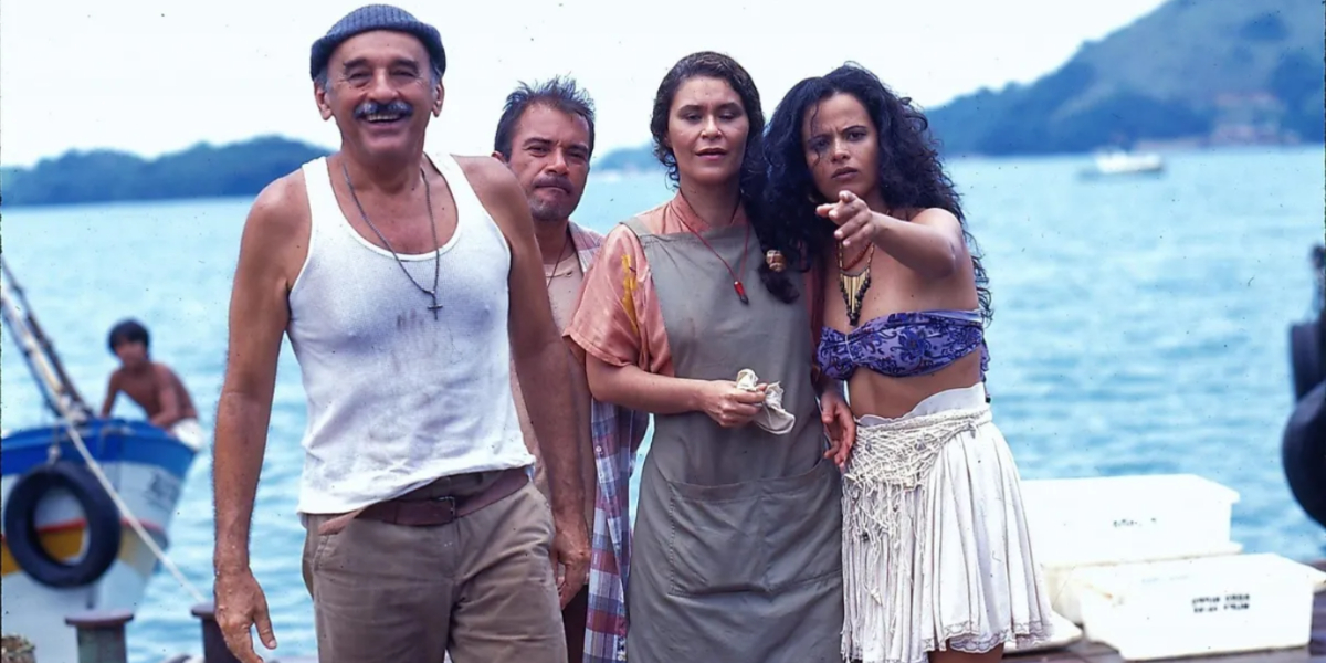 http://tvfoco.uai.com.br/wp-content/uploads/2015/05/Daniela-Mercury.jpg