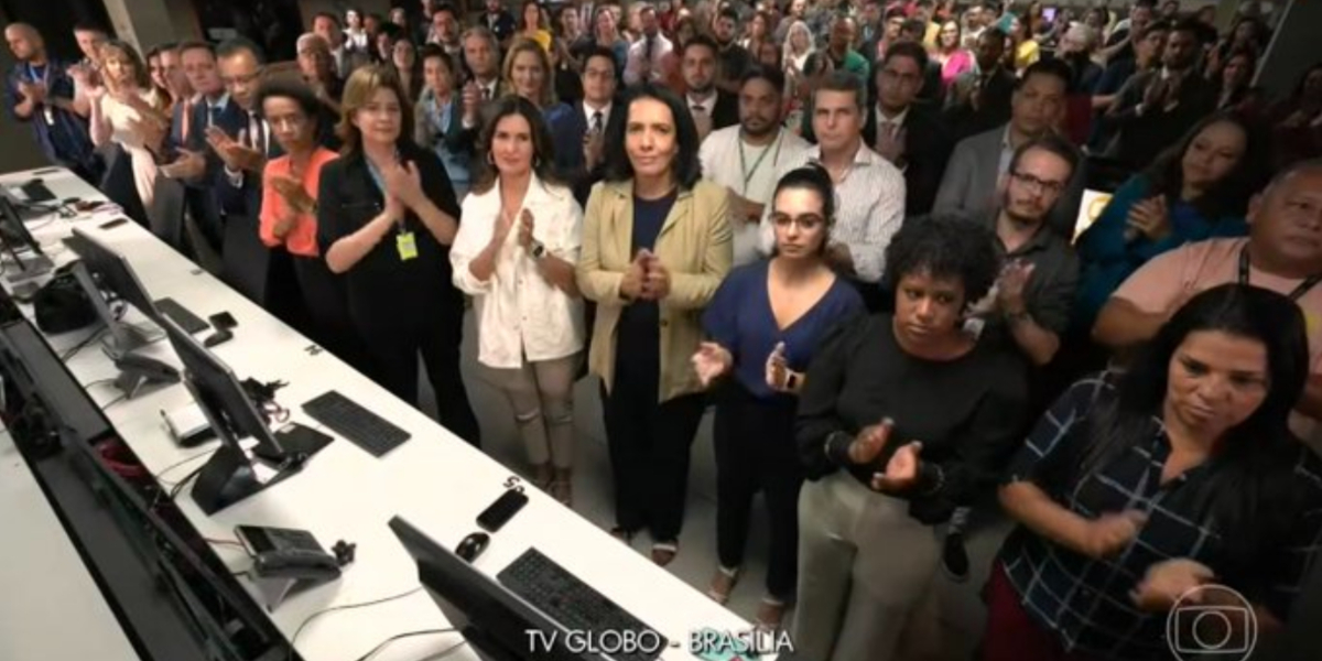 Fátima Bernardes presta homenagem à glória Maria no Jornal Nacional - Foto: Reprodução/Globo