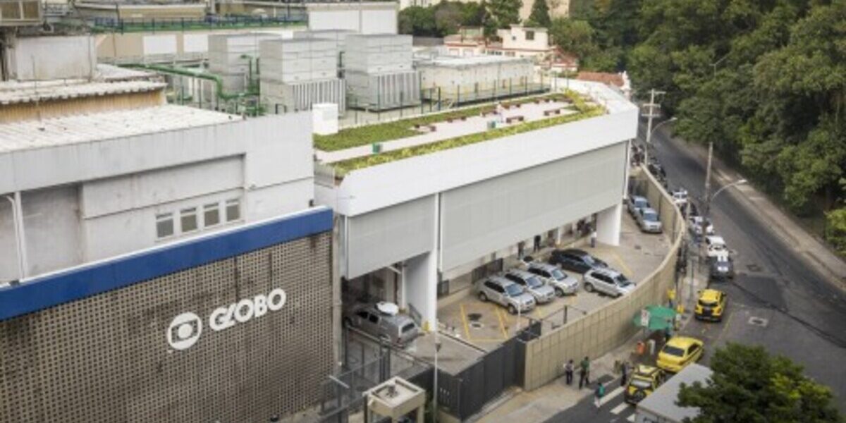 a-globo-teve-que-pagar-uma-indenização-milionária-para-a-globo A Globo teve que pagar uma indenização milionária para família de Hugo Carvana (Foto Reprodução/Extra)