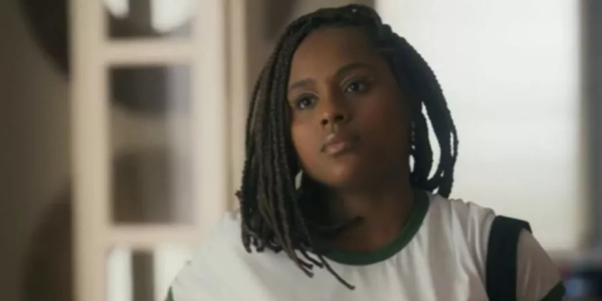 Isa em cena da novela Travessia 