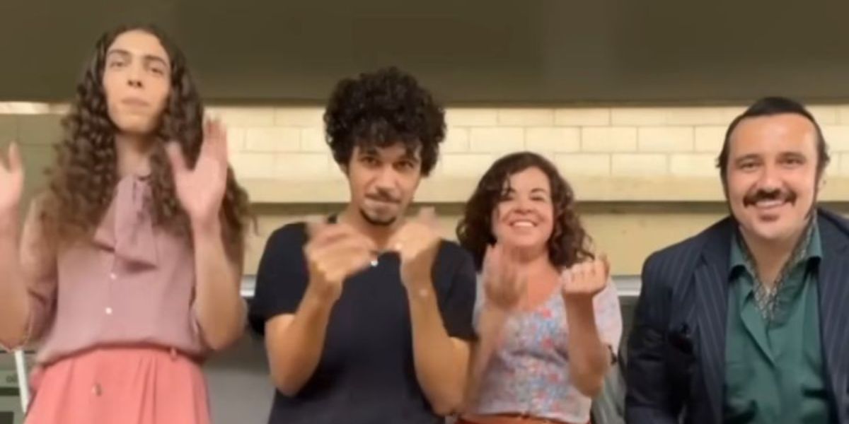 http://tvfoco.uai.com.br/wp-content/uploads/2015/05/Daniela-Mercury.jpg