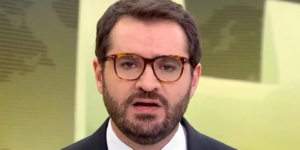Marcelo Cosme trouxe triste notícia no Jornal Hoje e confirmou número de vítimas de tragédia (Foto: Reprodução/ Globo)