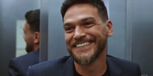 Theo vai tentar comprar Sol na novela Vai na Fé (Foto: Reprodução/Globo)