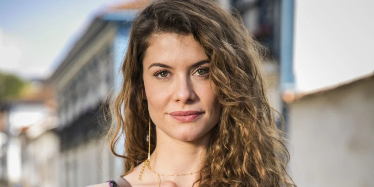 http://tvfoco.uai.com.br/wp-content/uploads/2015/05/Daniela-Mercury.jpg
