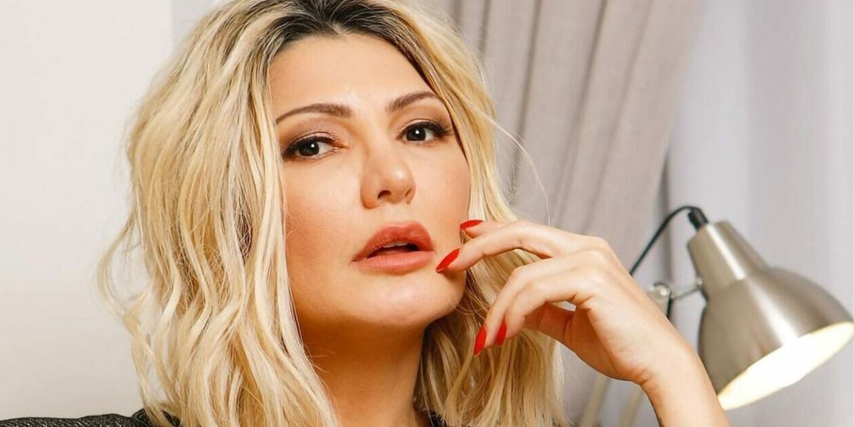 http://tvfoco.uai.com.br/wp-content/uploads/2015/05/Daniela-Mercury.jpg