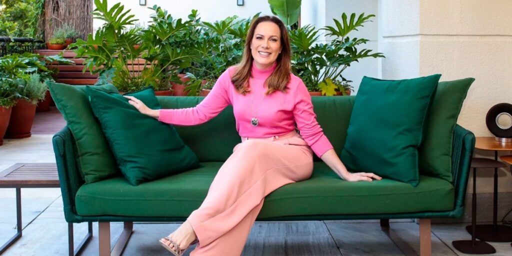 http://tvfoco.uai.com.br/wp-content/uploads/2015/05/Daniela-Mercury.jpg