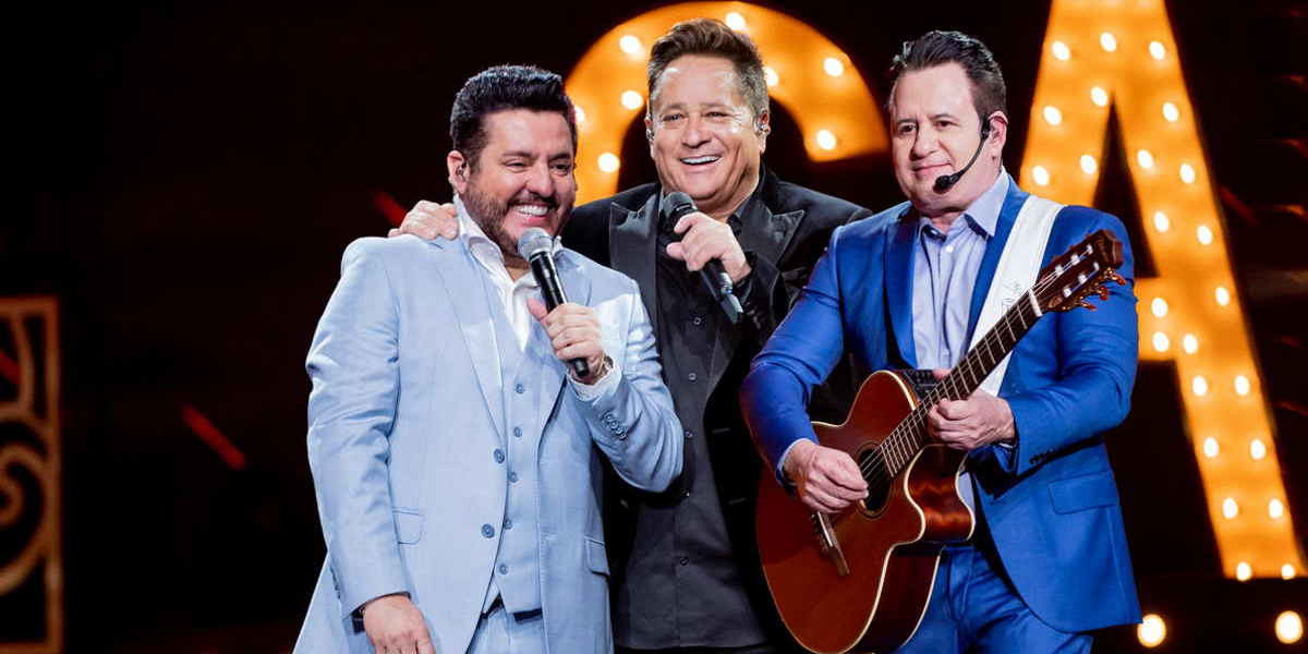 Bruno e Marrone ao lado de Leonardo (Foto: Reprodução)